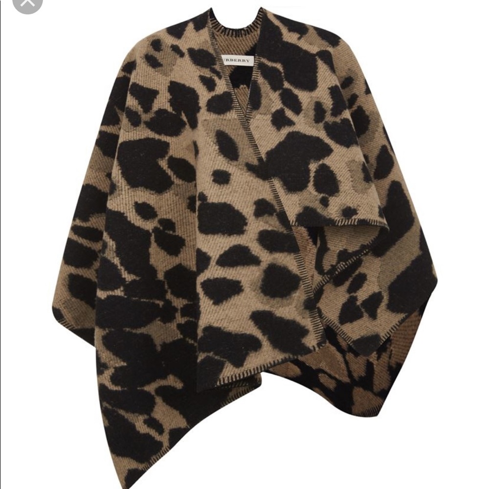 Burberry Jacquard Animal Print Cape/poncho